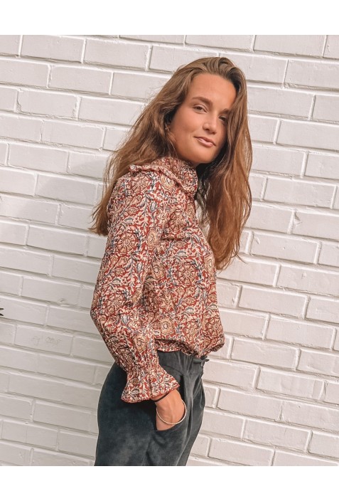 Blouse GINA  brodée bleu, beige et bordeaux